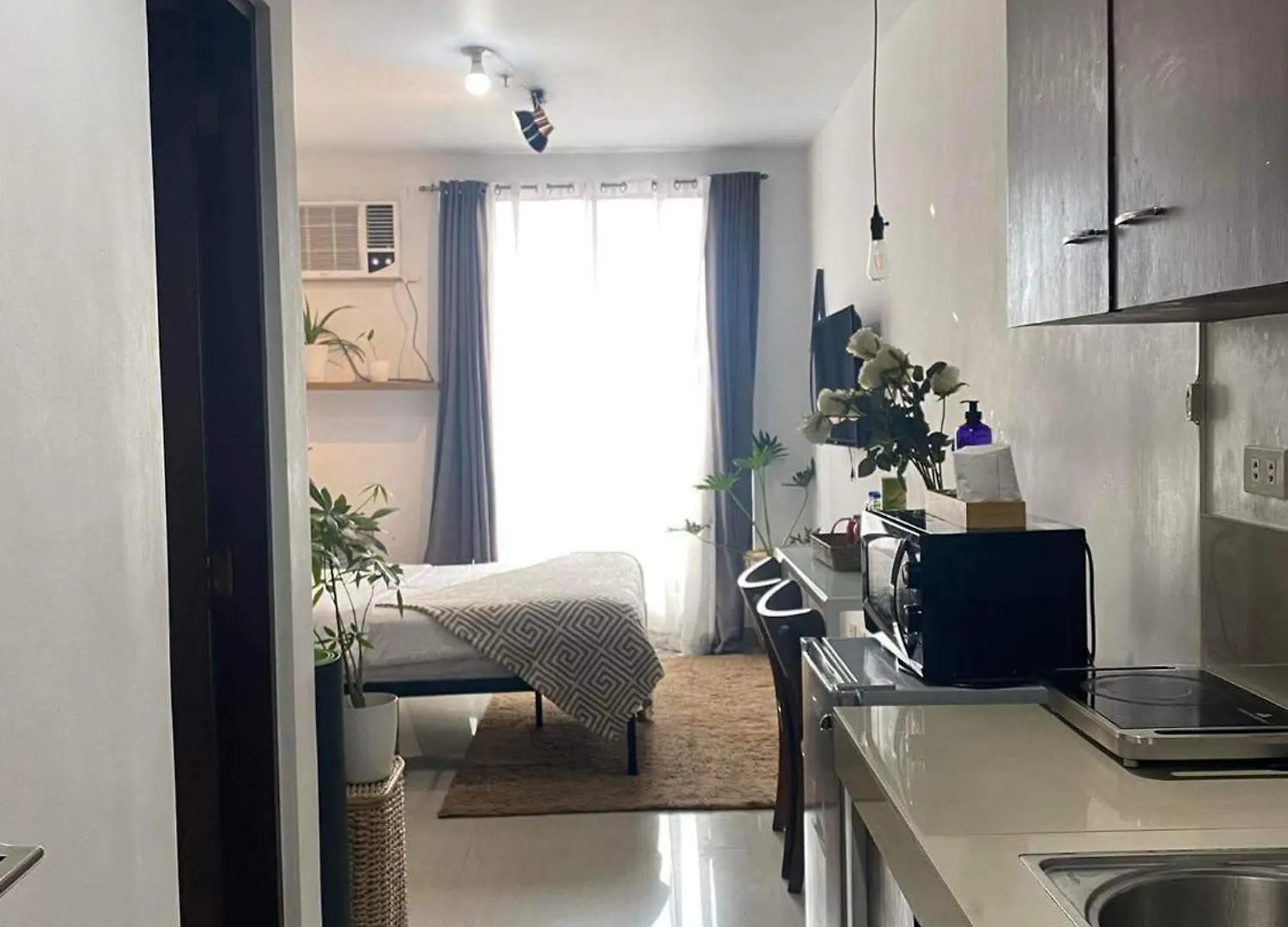 Ohana Buenbyahe Affordable Staycation At F Residences Near At Mrt Shaw Megamall And Starmall Manila Philippines